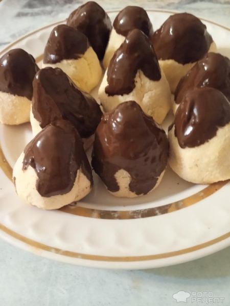 Рецепт: Печенье Кокосанка По- домашнему - Печенье без глютена: башенки с шоколадным верхом и фигурки с шоколадным покрытием