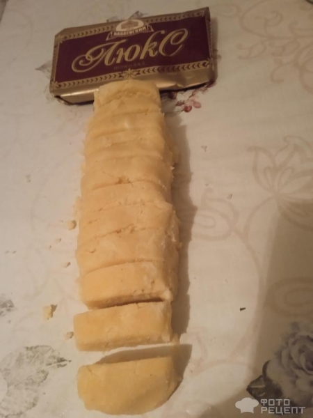 Рецепт: Печенье Кокосанка По- домашнему - Печенье без глютена: башенки с шоколадным верхом и фигурки с шоколадным покрытием