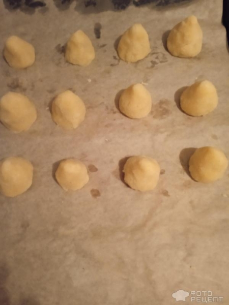 Рецепт: Печенье Кокосанка По- домашнему - Печенье без глютена: башенки с шоколадным верхом и фигурки с шоколадным покрытием