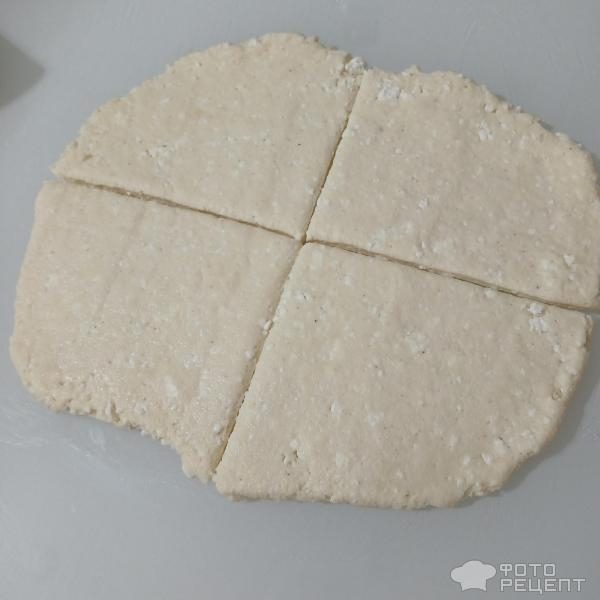 Рецепт: Печенье "Конвертики с творогом" - Полезные булочки-печенье с творогом без муки. Конвертики из творожного теста с творожной начинкой. Рецепт: Печенье "Конвертики с творогом" - Полезные булочки-печенье с творогом без муки. Конвертики из творожного теста с творожной начинкой.