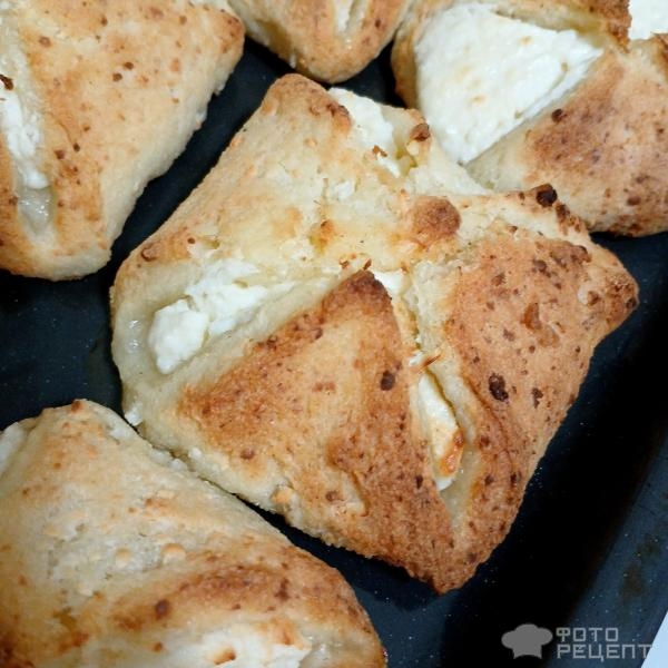 Рецепт: Печенье "Конвертики с творогом" - Полезные булочки-печенье с творогом без муки. Конвертики из творожного теста с творожной начинкой. Рецепт: Печенье "Конвертики с творогом" - Полезные булочки-печенье с творогом без муки. Конвертики из творожного теста с творожной начинкой.