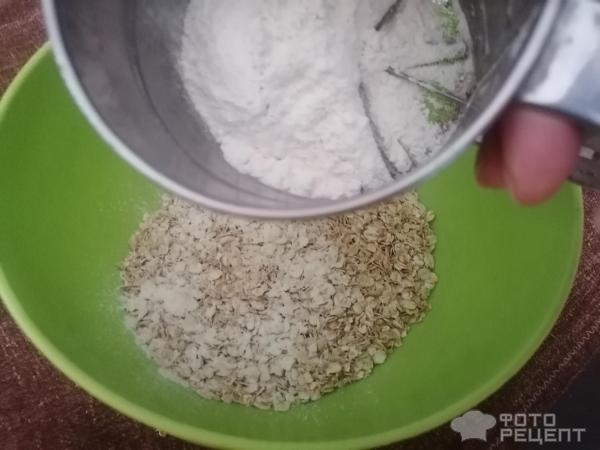 Рецепт: Печенье овсяное с творогом - на сливочном масле по-домашнему