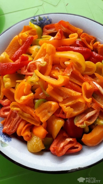 Рецепт: Перец болгарский маринованный - На зиму без стерилизации