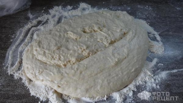 Рецепт: Пицца из дрожжевого теста - Лёгкий рецепт очень вкусной пиццы. Рецепт: Пицца из дрожжевого теста - Лёгкий рецепт очень вкусной пиццы.