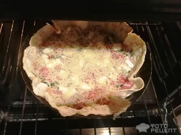 Рецепт: Пицца на основе из лаваша - быстрый, вкусный и сытный завтрак Рецепт: Пицца на основе из лаваша - быстрый, вкусный и сытный завтрак