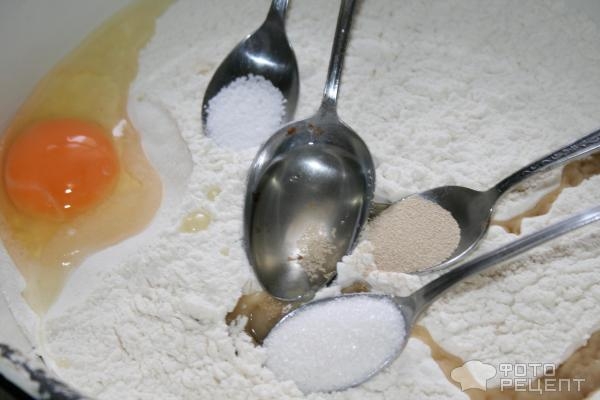 Рецепт: Пицца со вкусными бортиками - с соусом "Ранч" Рецепт: Пицца со вкусными бортиками - с соусом "Ранч"