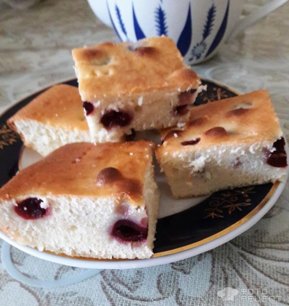 Рецепт: Пирог для ленивых - с начинкой из любых фруктов или ягод. Рецепт: Пирог для ленивых - с начинкой из любых фруктов или ягод.