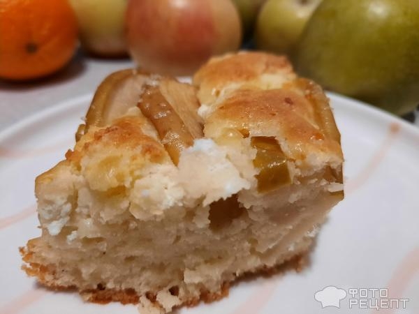 Рецепт: Пирог яблочный быстрый - С творогом. Рецепт: Пирог яблочный быстрый - С творогом.