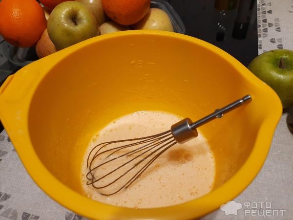 Рецепт: Пирог яблочный быстрый - С творогом. Рецепт: Пирог яблочный быстрый - С творогом.