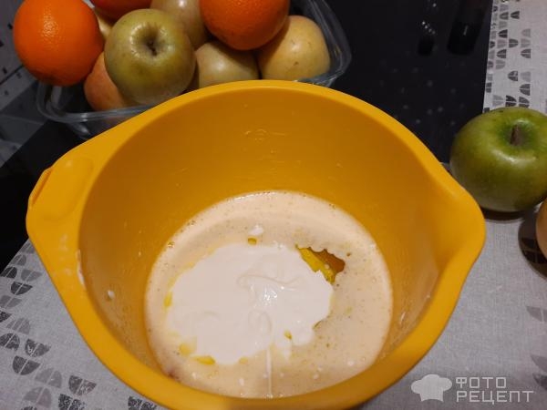 Рецепт: Пирог яблочный быстрый - С творогом. Рецепт: Пирог яблочный быстрый - С творогом.