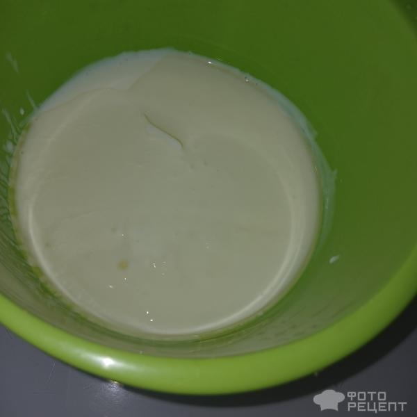 Рецепт: Пирог на кефире с консервированной дыней - Рецепт лёгкого пирога без муки на кефире с дыней и лаймом.