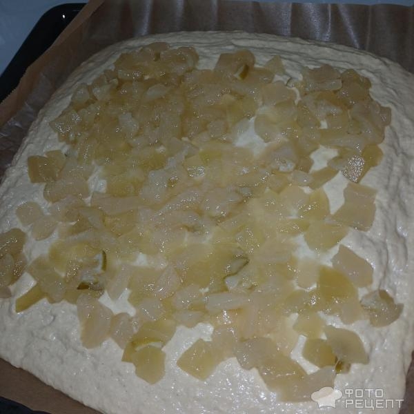 Рецепт: Пирог на кефире с консервированной дыней - Рецепт лёгкого пирога без муки на кефире с дыней и лаймом.