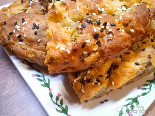 Рецепт: Пирог на кефире - с зелёным луком Рецепт: Пирог на кефире - с зелёным луком