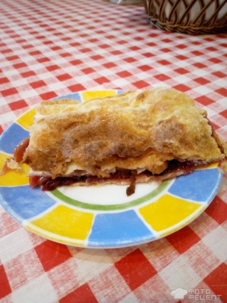 Рецепт: Пирог с яблоками и вареньем из черной смородины - В духовке Рецепт: Пирог с яблоками и вареньем из черной смородины - В духовке