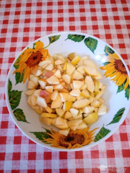 Рецепт: Пирог с яблоками и вареньем из черной смородины - В духовке Рецепт: Пирог с яблоками и вареньем из черной смородины - В духовке