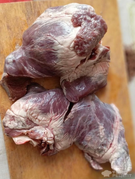 Рецепт: Пирожки с начинкой из свиного сердца - В духовке с жареным луком