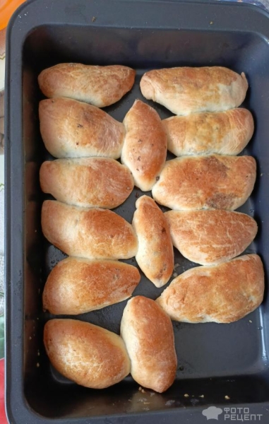 Рецепт: Пирожки с начинкой из свиного сердца - В духовке с жареным луком