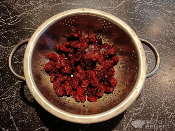 Рецепт: Пирожки с вишней - Вэрзэрэ - молдавские пирожки Рецепт: Пирожки с вишней - Вэрзэрэ - молдавские пирожки