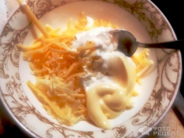 Рецепт: Пресное тесто для пиццы - на сыворотке и сама пицца Рецепт: Пресное тесто для пиццы - на сыворотке и сама пицца