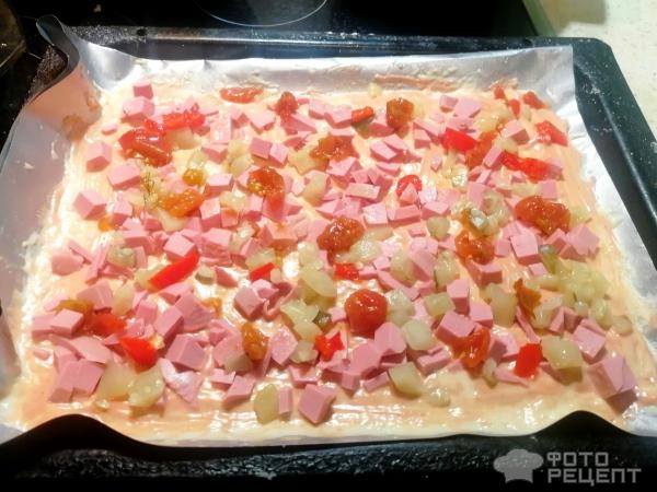 Рецепт: Пресное тесто для пиццы - на сыворотке и сама пицца Рецепт: Пресное тесто для пиццы - на сыворотке и сама пицца