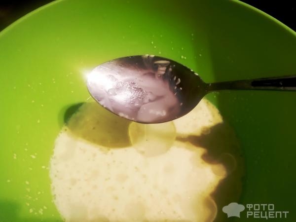 Рецепт: Пресное тесто для пиццы - на сыворотке и сама пицца Рецепт: Пресное тесто для пиццы - на сыворотке и сама пицца