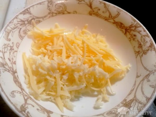 Рецепт: Пресное тесто для пиццы - на сыворотке и сама пицца Рецепт: Пресное тесто для пиццы - на сыворотке и сама пицца