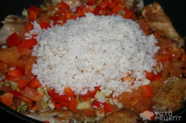 Рецепт: Рис c курицей на испанский манер - с овощами и морепродуктами Рецепт: Рис c курицей на испанский манер - с овощами и морепродуктами