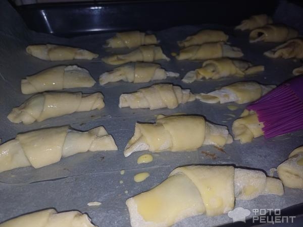 Рецепт: Рогали дрожжевые с повидлом - Готовлю с любовью. Рецепт: Рогали дрожжевые с повидлом - Готовлю с любовью.