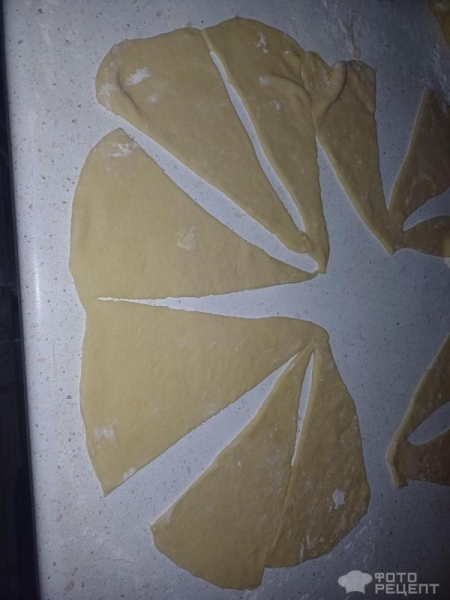 Рецепт: Рогали дрожжевые с повидлом - Готовлю с любовью. Рецепт: Рогали дрожжевые с повидлом - Готовлю с любовью.