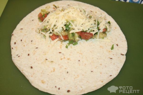 Рецепт: Ролл с курицей - на манер буррито Рецепт: Ролл с курицей - на манер буррито