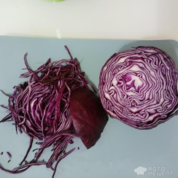 Рецепт: Рыбные томатные щи из красной капусты - С сардиной в томате и стручковой фасолью, очень быстрые рыбные щи. Рецепт: Рыбные томатные щи из красной капусты - С сардиной в томате и стручковой фасолью, очень быстрые рыбные щи.