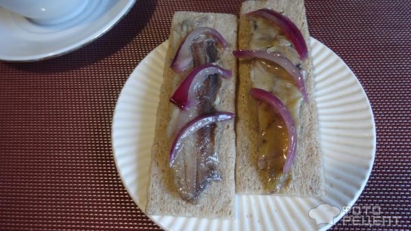 Рецепт: Салака сухого посола - Быстро и очень вкусно. Рецепт: Салака сухого посола - Быстро и очень вкусно.