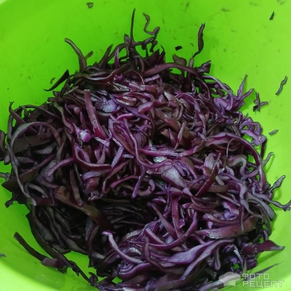 Рецепт: Салат из краснокочанной капусты с горошком и огурцами - Рецепт лёгкого и питательного овощного салата Рецепт: Салат из краснокочанной капусты с горошком и огурцами - Рецепт лёгкого и питательного овощного салата