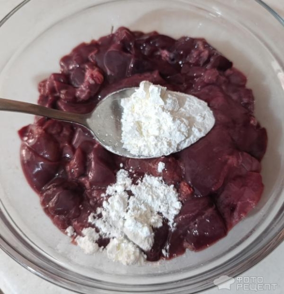 Рецепт: Салат из куриной печени и овощей - Нежнейший салатик, печень тает во рту!