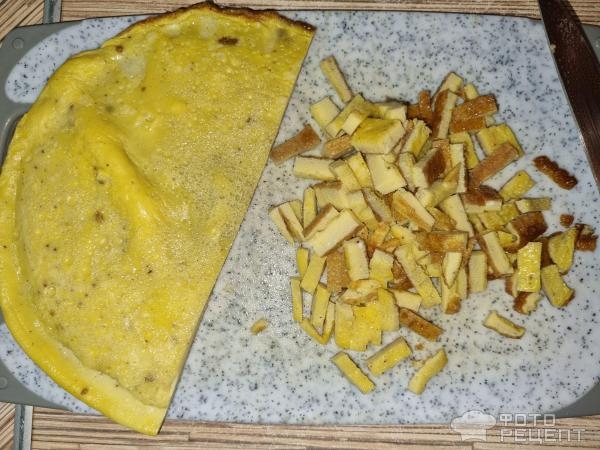 Рецепт: Салат из морской капусты "Японский" - С мясом и омлетом. Рецепт: Салат из морской капусты "Японский" - С мясом и омлетом.