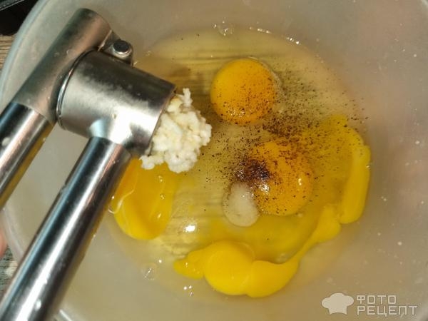 Рецепт: Салат из морской капусты "Японский" - С мясом и омлетом. Рецепт: Салат из морской капусты "Японский" - С мясом и омлетом.