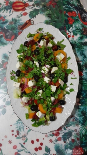 Рецепт: Салат из перца сладкого и брынзы - С вялеными помидорами Рецепт: Салат из перца сладкого и брынзы - С вялеными помидорами