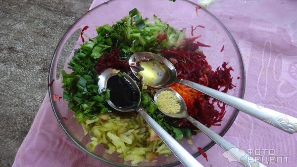 Рецепт: Салат из сырой свеклы и моркови - Простой , вкусный салат . Рецепт: Салат из сырой свеклы и моркови - Простой , вкусный салат .