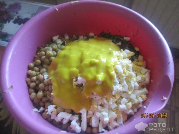 Рецепт: Салат "Из того, что под рукой" - весенний Рецепт: Салат "Из того, что под рукой" - весенний