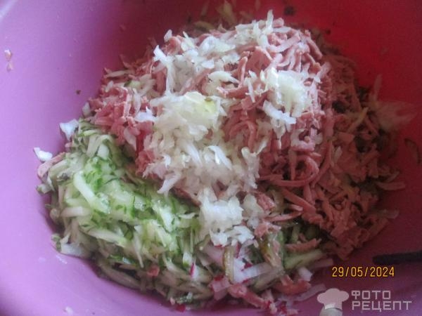 Рецепт: Салат "Из того, что под рукой" - весенний Рецепт: Салат "Из того, что под рукой" - весенний