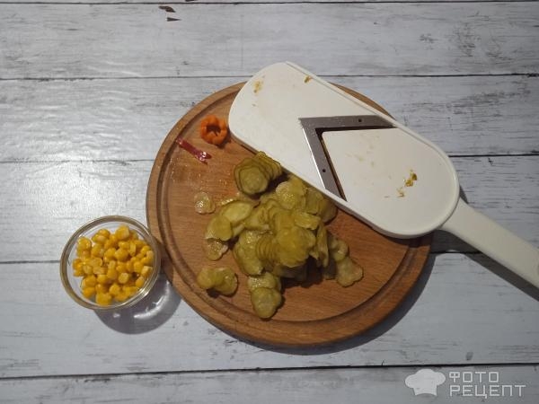 Рецепт: Салат "Королева Змей" - с курицей и грибами Рецепт: Салат "Королева Змей" - с курицей и грибами