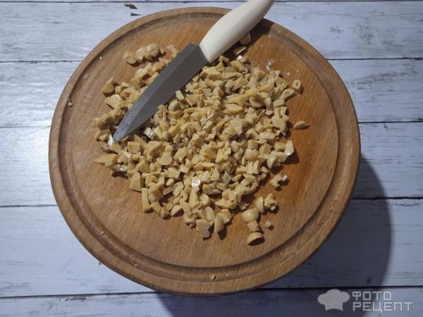 Рецепт: Салат "Королева Змей" - с курицей и грибами Рецепт: Салат "Королева Змей" - с курицей и грибами