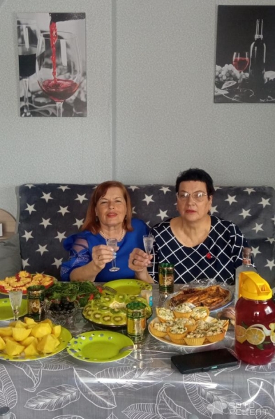 Рецепт: Салат "Малахитовый браслет" - Слоёный Рецепт: Салат "Малахитовый браслет" - Слоёный