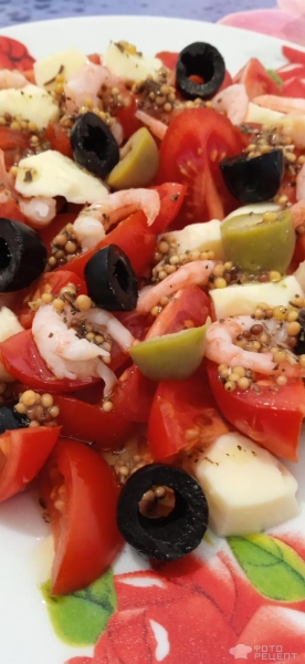 Рецепт: Салат "Рождественская звезда" - С креветками, кукурузными чипсами и авокадо