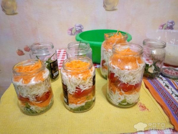 Рецепт: Салат с капустой, помидорами, морковью на зиму - По-домашнему Рецепт: Салат с капустой, помидорами, морковью на зиму - По-домашнему