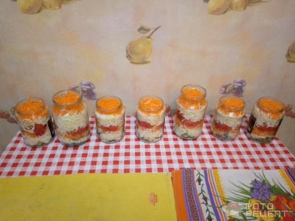 Рецепт: Салат с капустой, помидорами, морковью на зиму - По-домашнему Рецепт: Салат с капустой, помидорами, морковью на зиму - По-домашнему