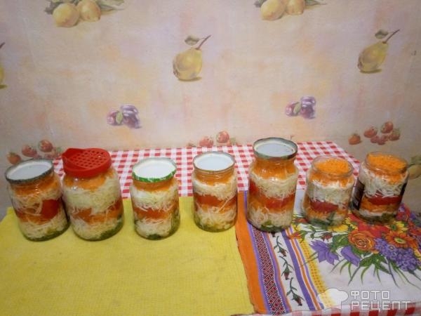 Рецепт: Салат с капустой, помидорами, морковью на зиму - По-домашнему Рецепт: Салат с капустой, помидорами, морковью на зиму - По-домашнему