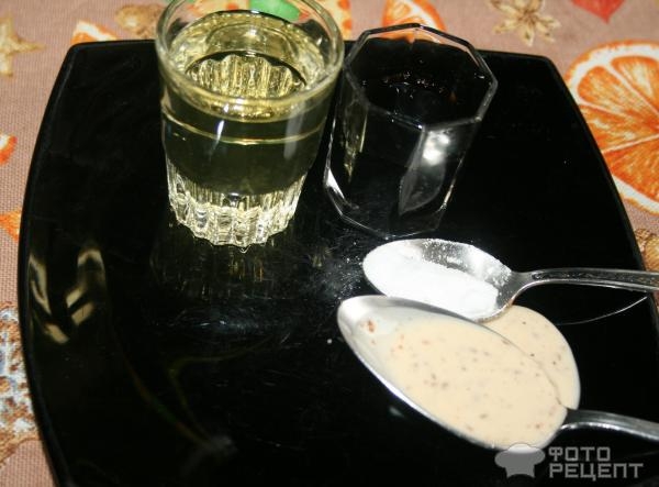 Рецепт: Салат с китайской капустой - с пикантной заправкой