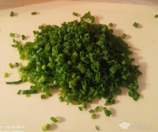 Рецепт: Салат с консервированным тунцом - с луком и яйцом Рецепт: Салат с консервированным тунцом - с луком и яйцом