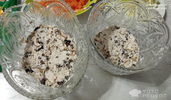 Рецепт: Салат с куриной грудкой и шампиньонами - под "шубой"